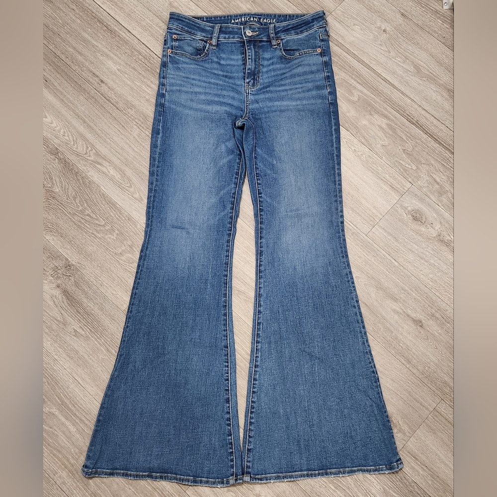 American Eagle Festival Flare Jeans